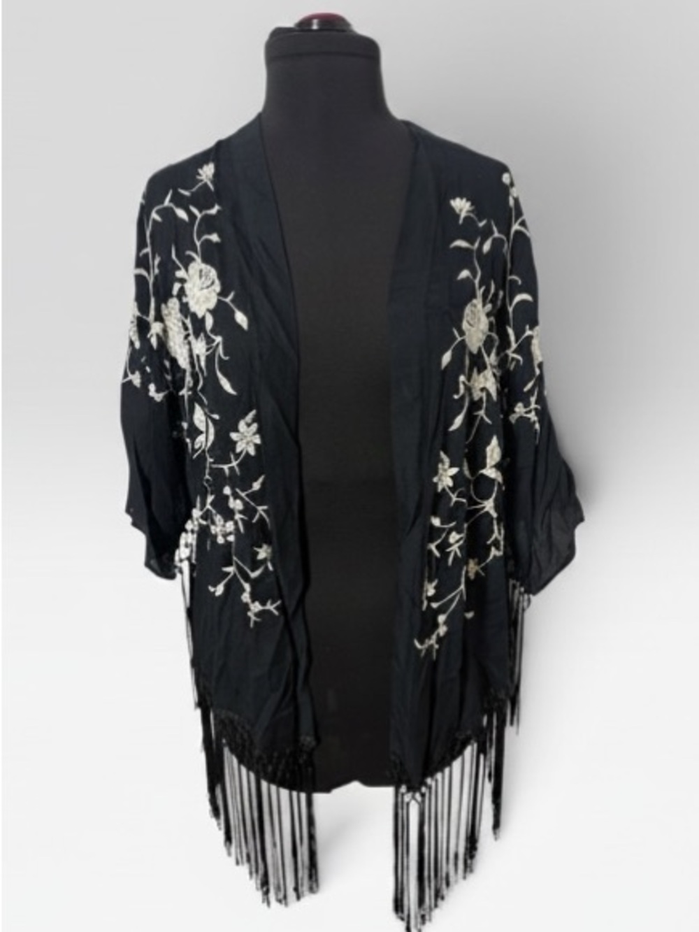 Abercrombie & Fitch Black Embroidered Fringe Kimono